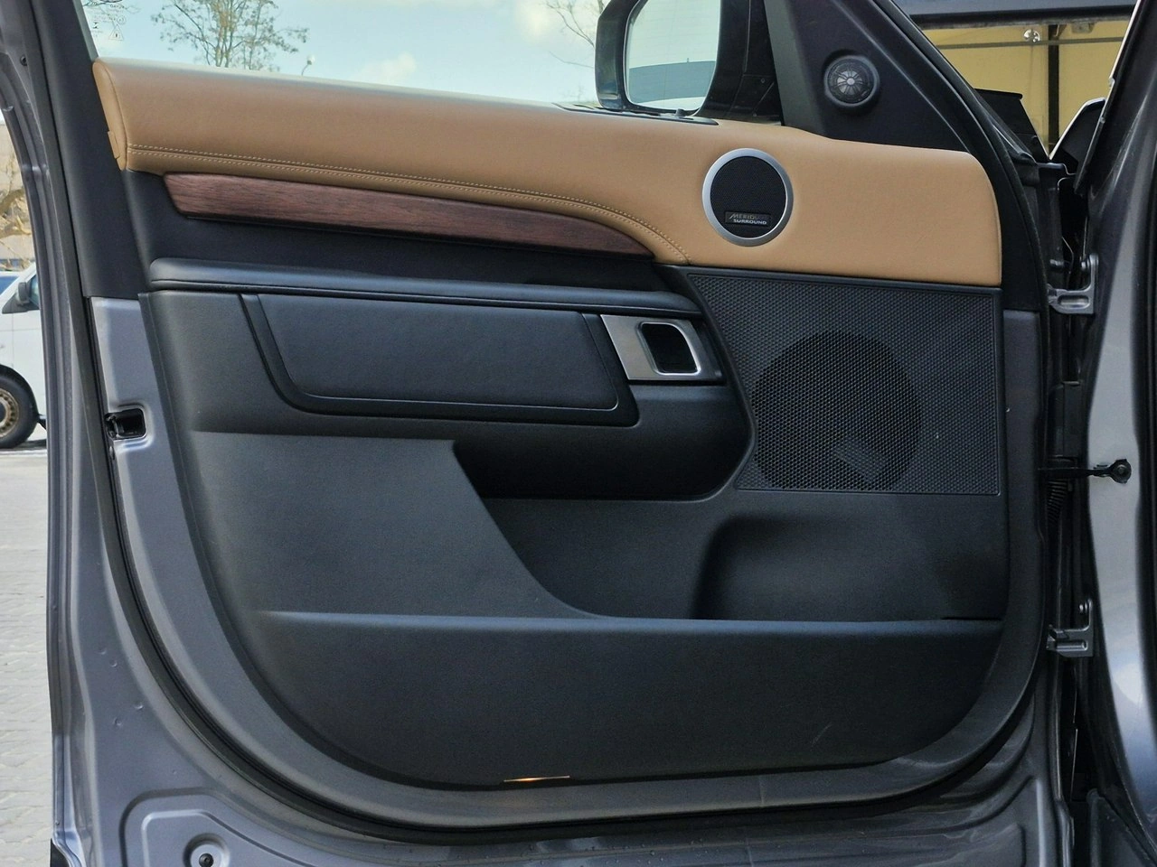 Land Rover Discovery - Zdjęcie 16