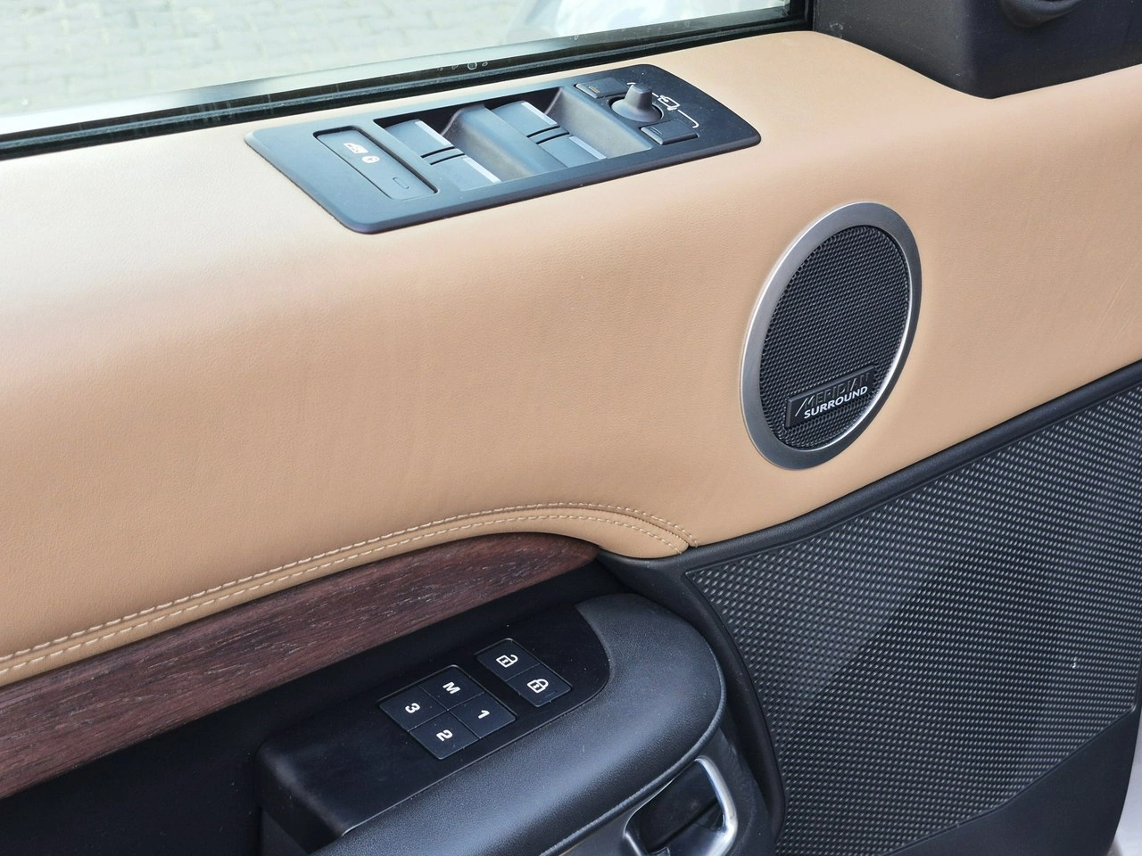 Land Rover Discovery - Zdjęcie 17