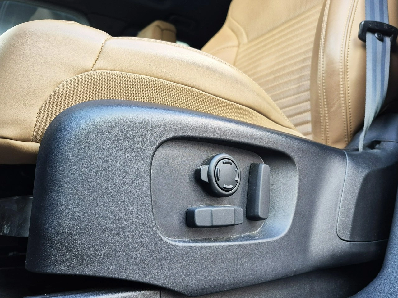 Land Rover Discovery - Zdjęcie 20