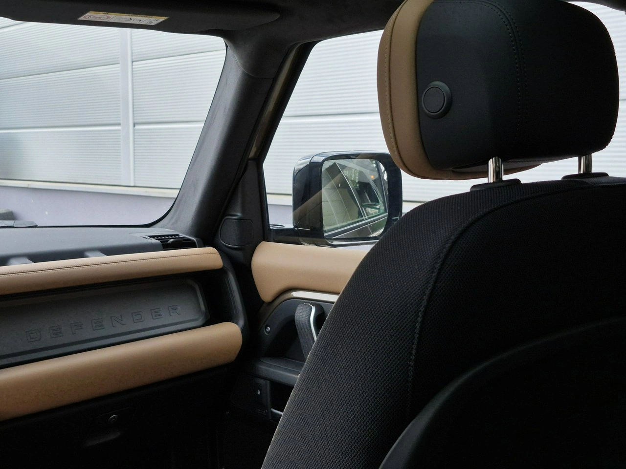 Land Rover Defender - Zdjęcie 29