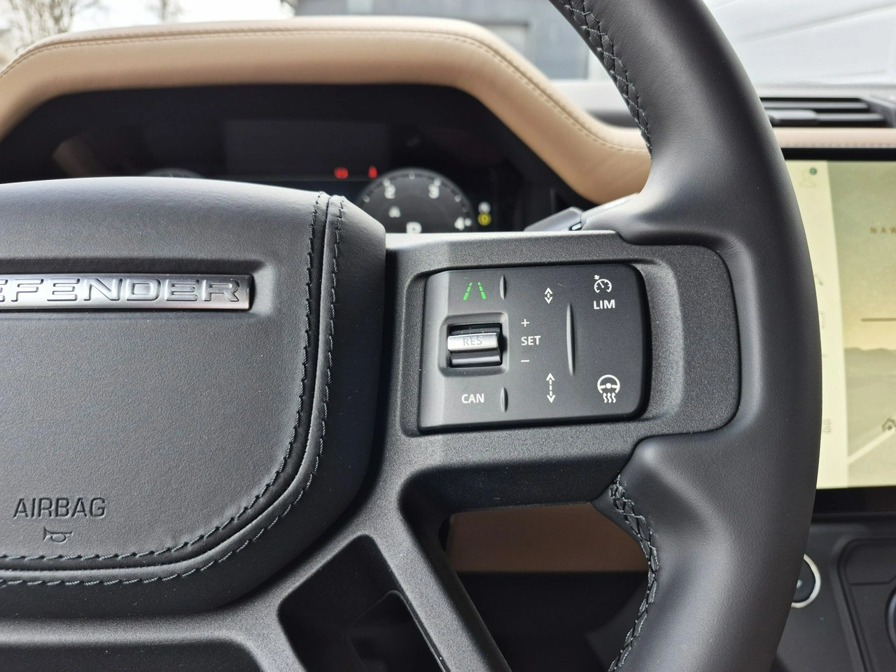 Land Rover Defender - Zdjęcie 31