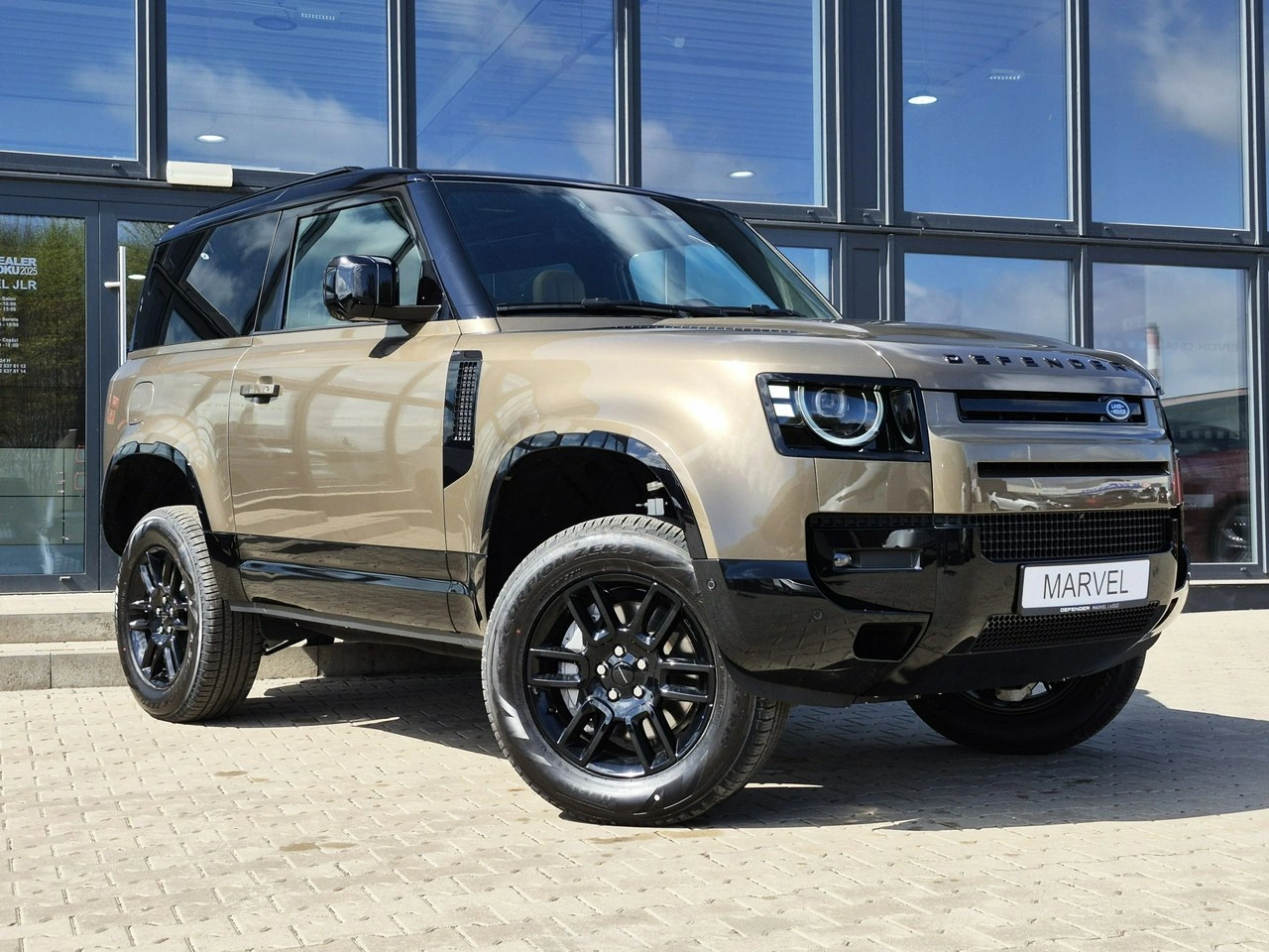 Land Rover Defender - Zdjęcie 3