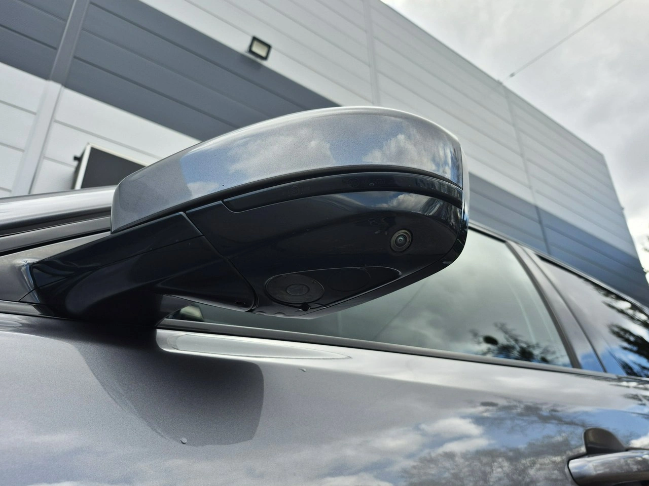 Jaguar F-Pace - Zdjęcie 15