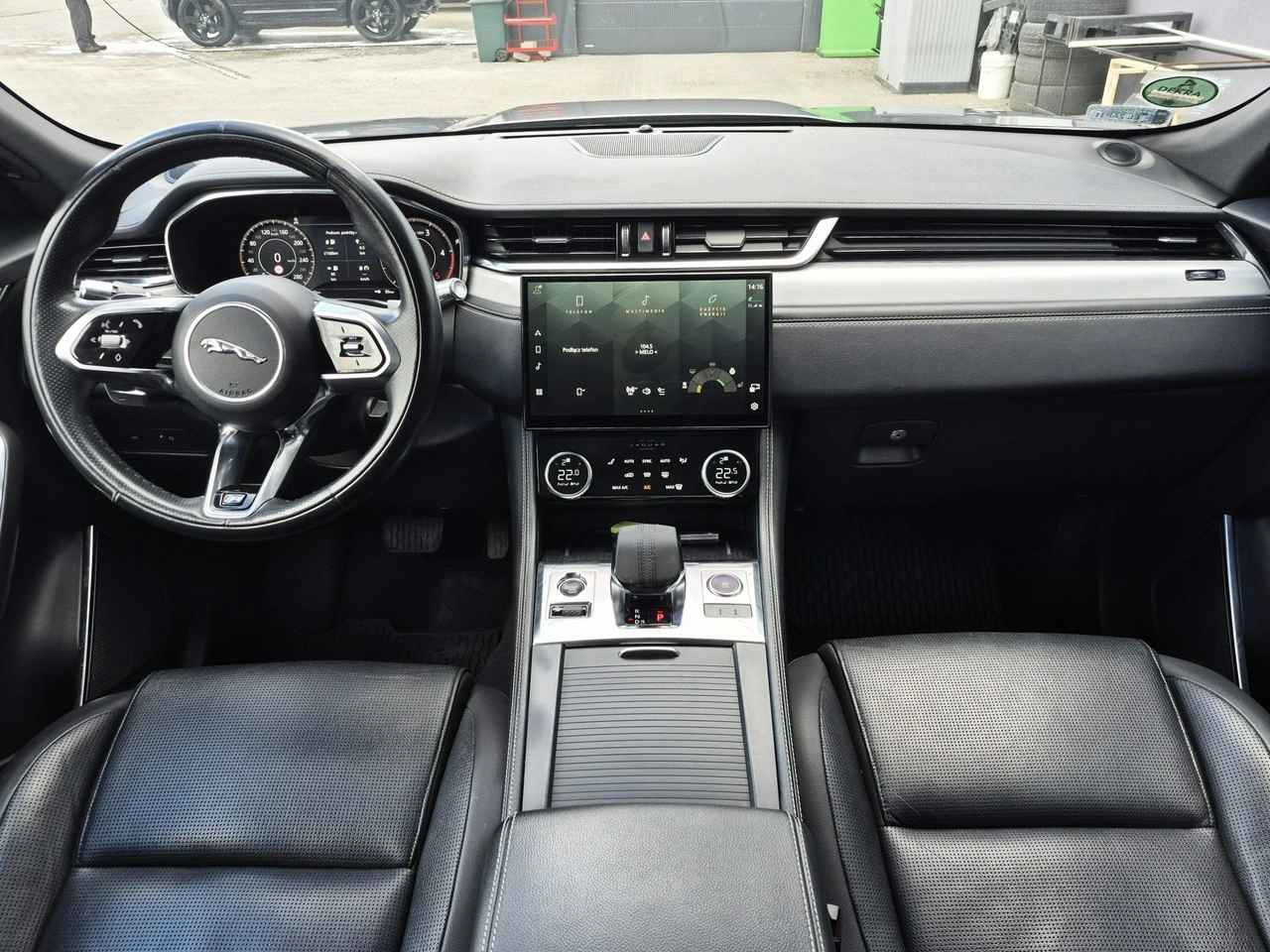 Jaguar F-Pace - Zdjęcie 29