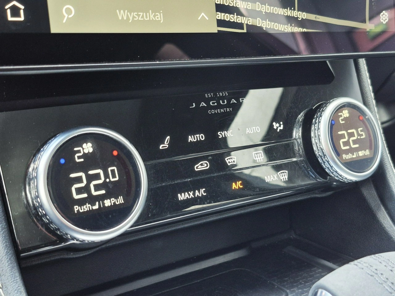 Jaguar F-Pace - Zdjęcie 36