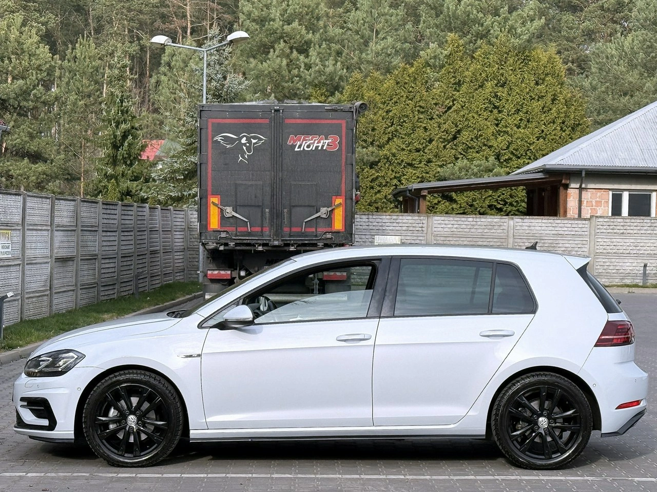 Volkswagen Golf - Zdjęcie 35