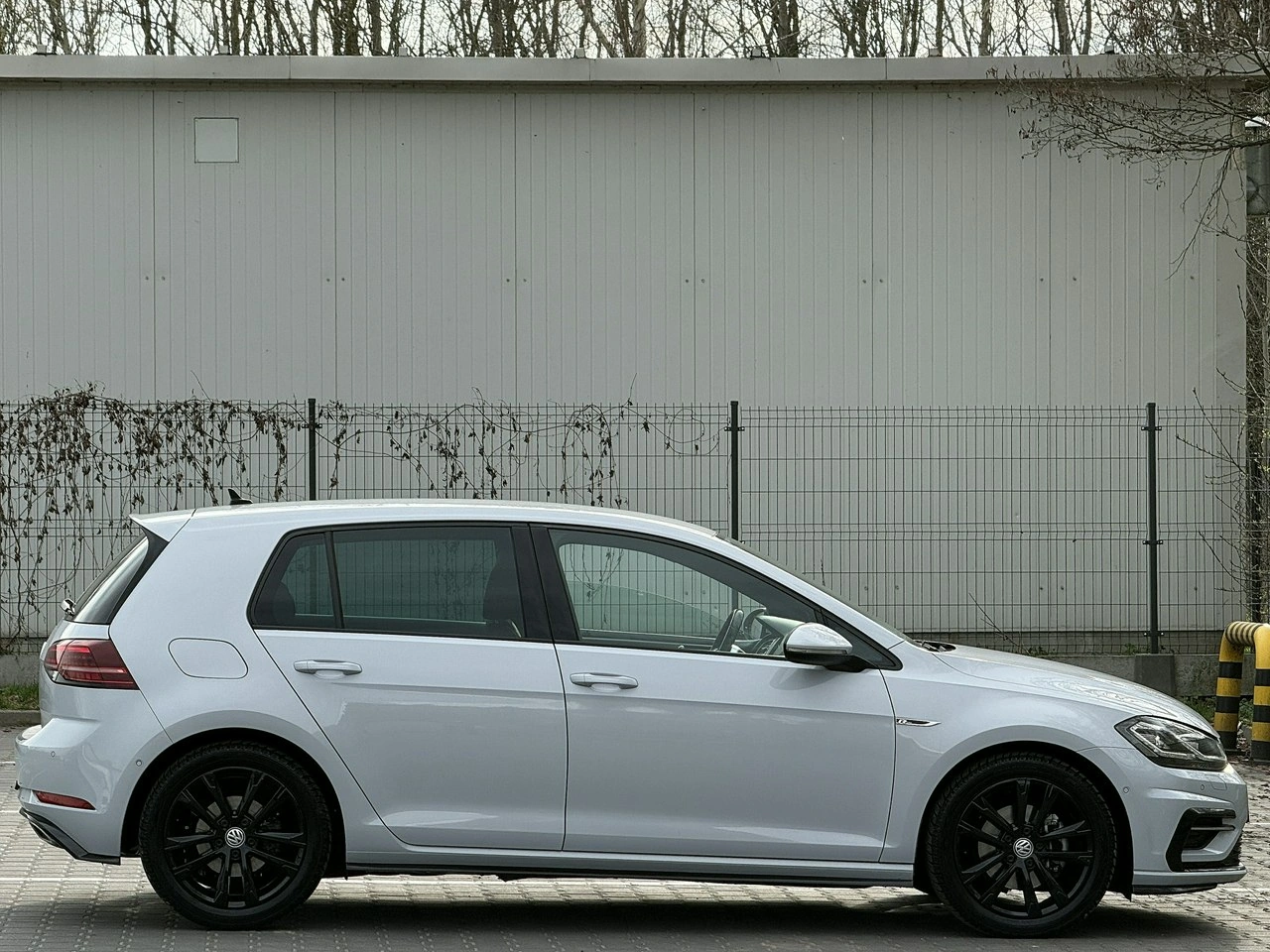 Volkswagen Golf - Zdjęcie 41