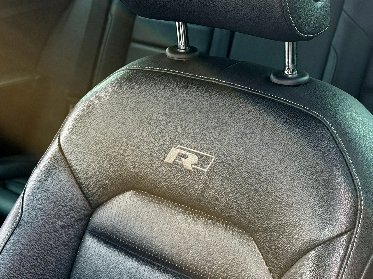 Volkswagen Golf - Zdjęcie 26