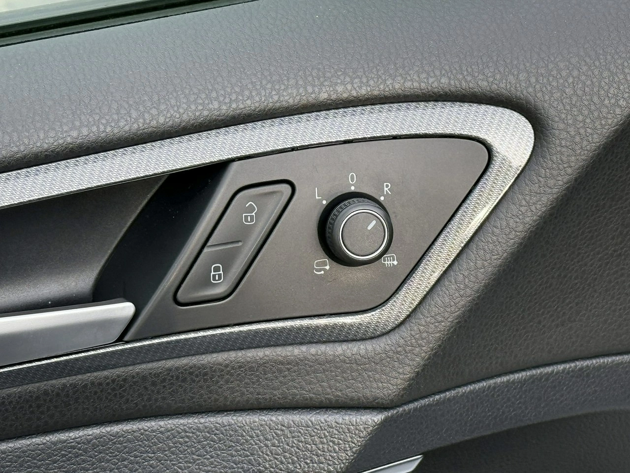 Volkswagen Golf - Zdjęcie 18