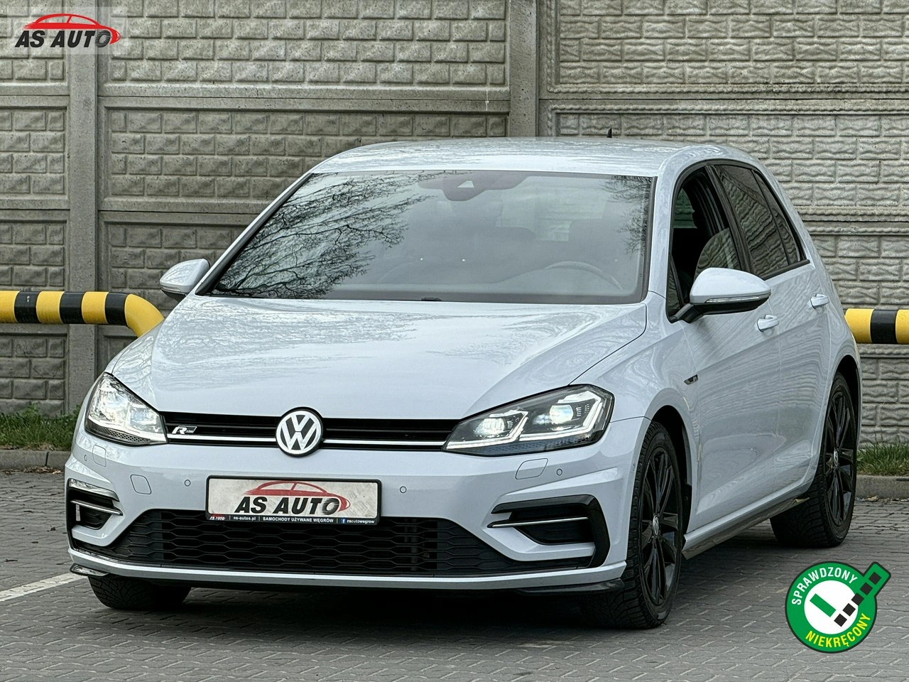 Volkswagen Golf - Główne zdjęcie