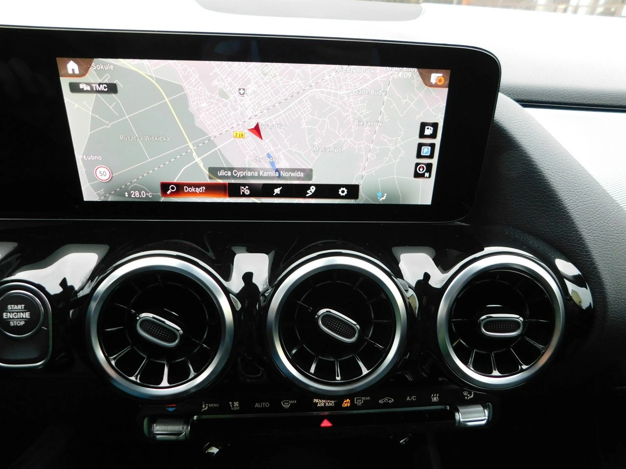 Mercedes GLA 250 - Zdjęcie 9