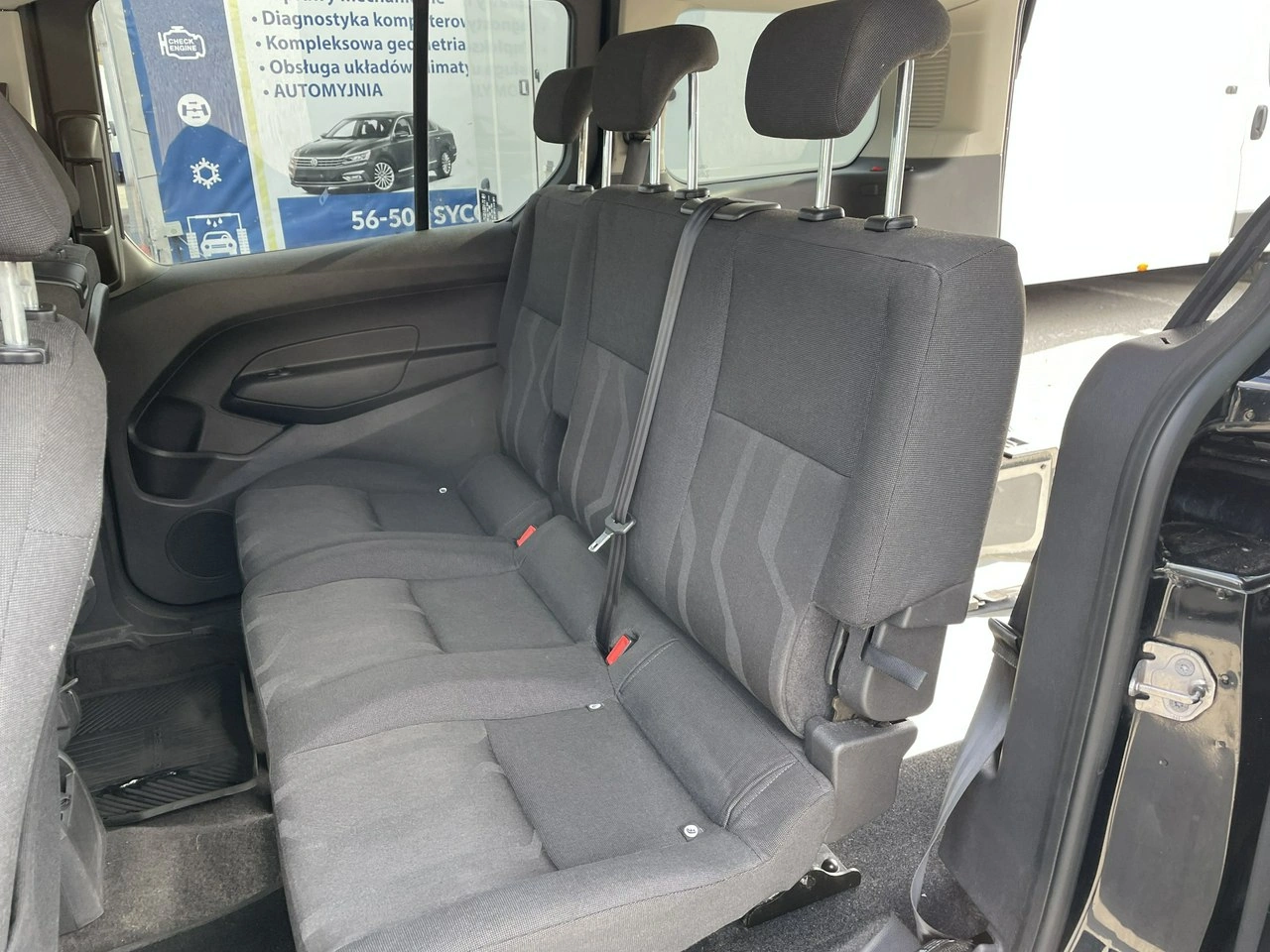 Ford Tourneo Connect - Zdjęcie 25