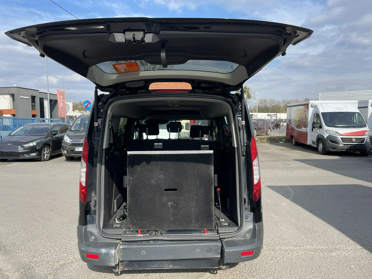 Ford Tourneo Connect - Zdjęcie 26