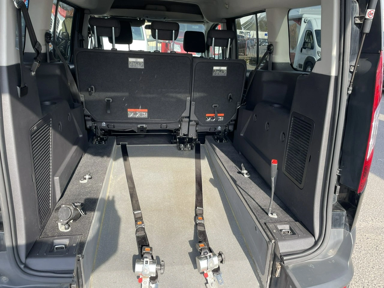 Ford Tourneo Connect - Zdjęcie 3