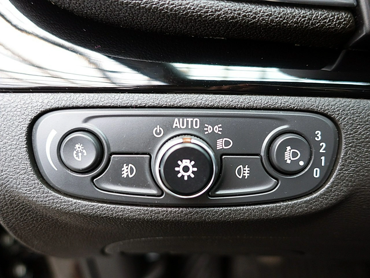 Opel Mokka - Zdjęcie 16