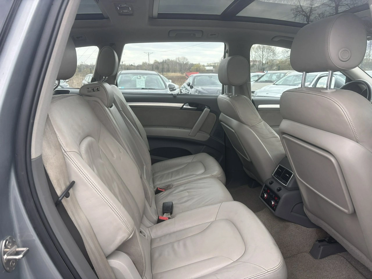 Audi Q7 - Zdjęcie 36