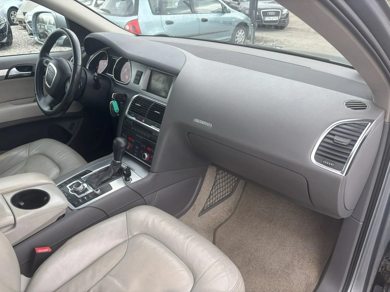 Audi Q7 - Zdjęcie 39