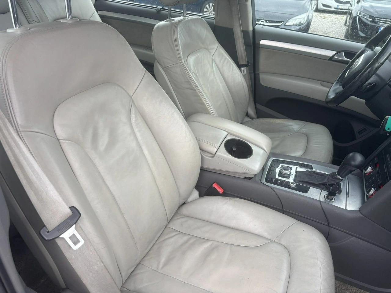 Audi Q7 - Zdjęcie 40