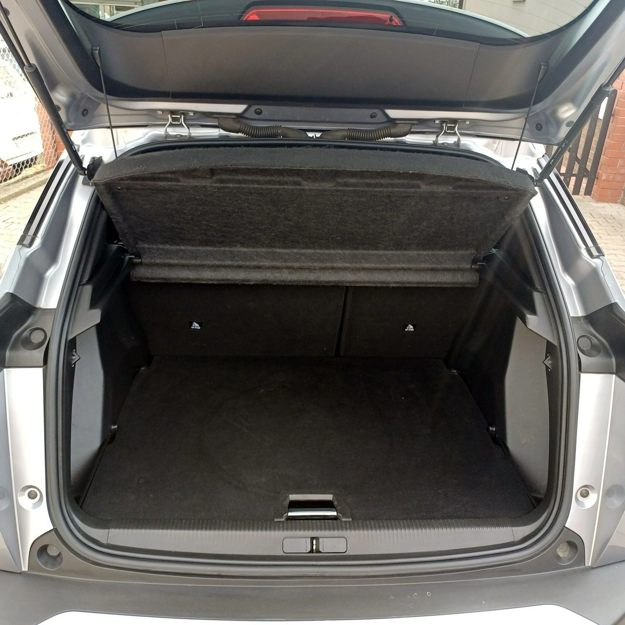 Peugeot 2008 - Zdjęcie 23