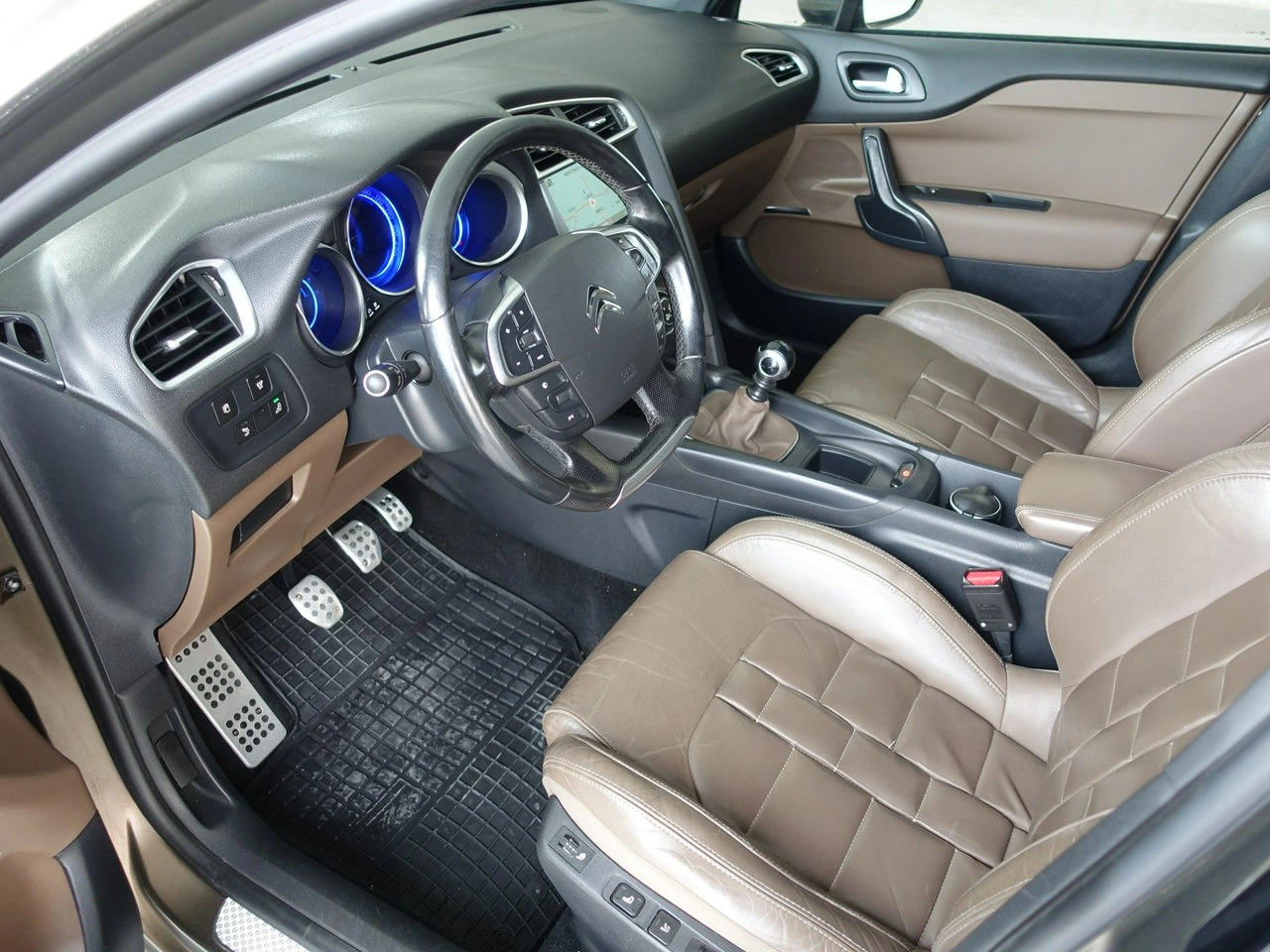 Citroën DS4 - Zdjęcie 11