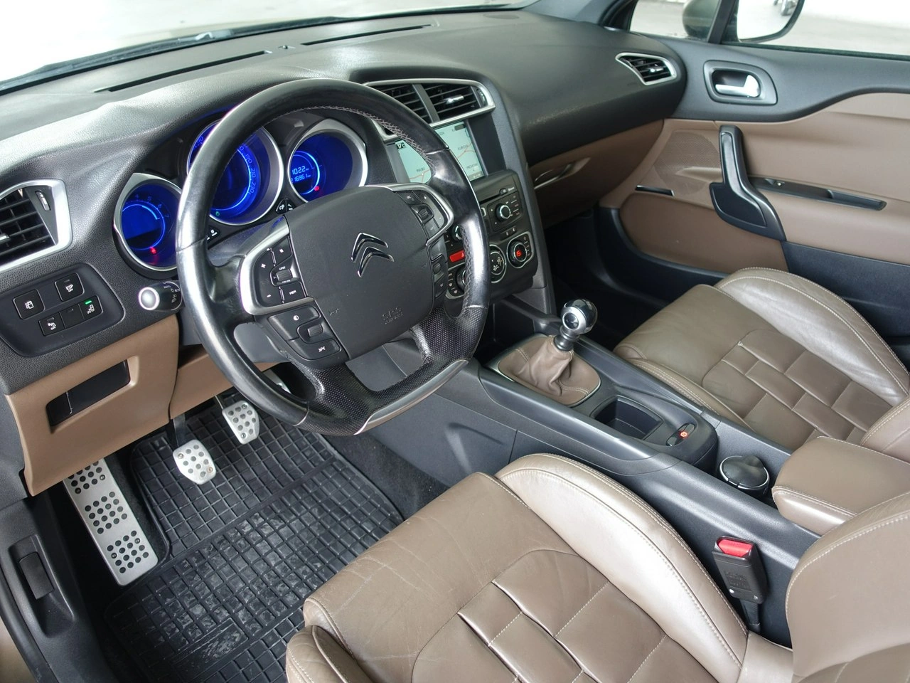 Citroën DS4 - Zdjęcie 12