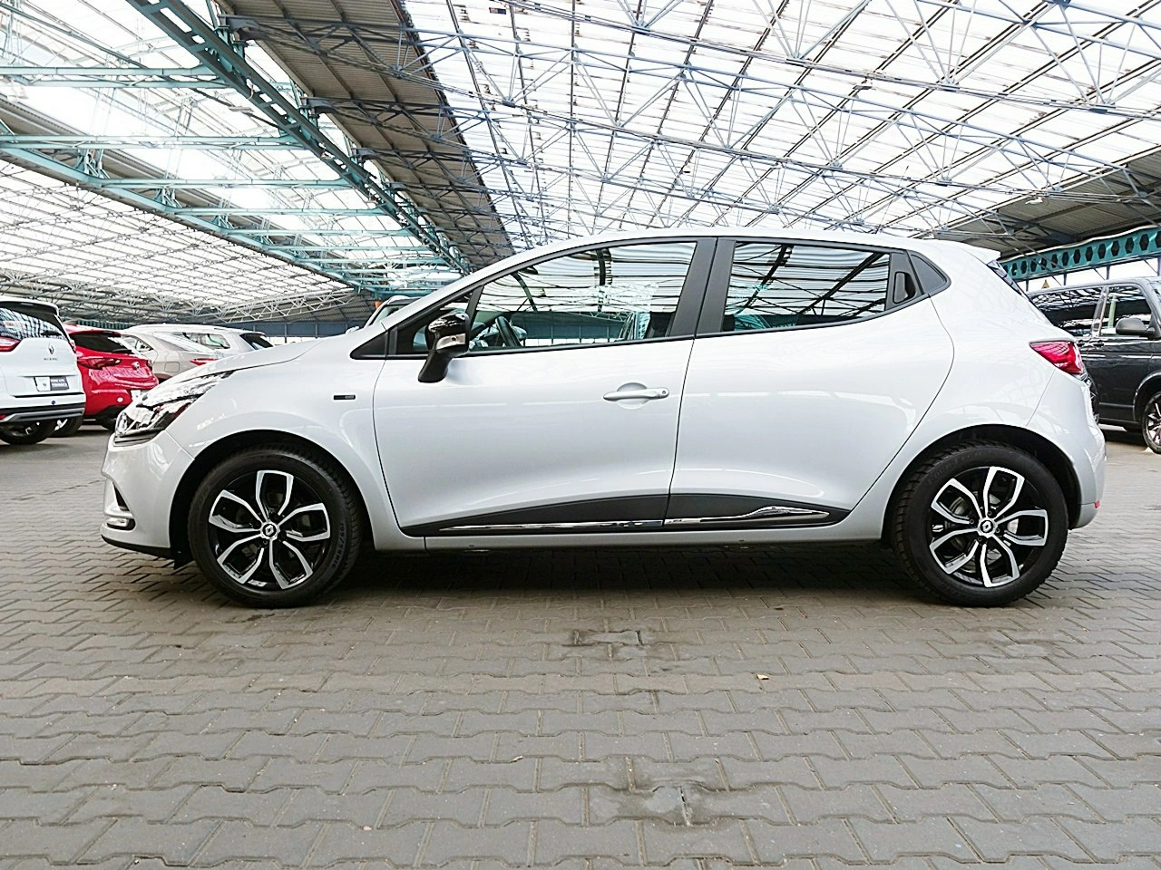 Renault Clio - Zdjęcie 61