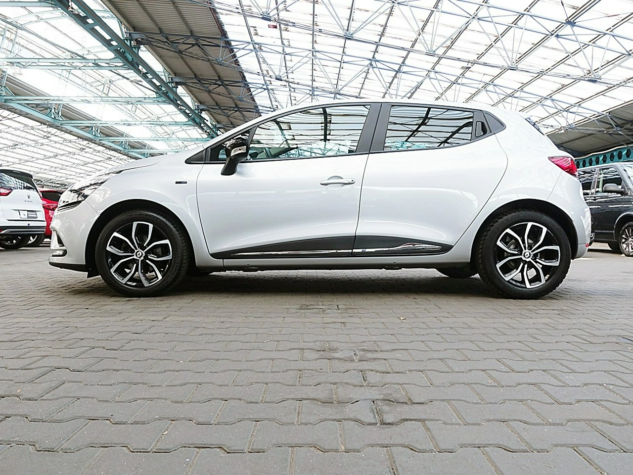 Renault Clio - Zdjęcie 77