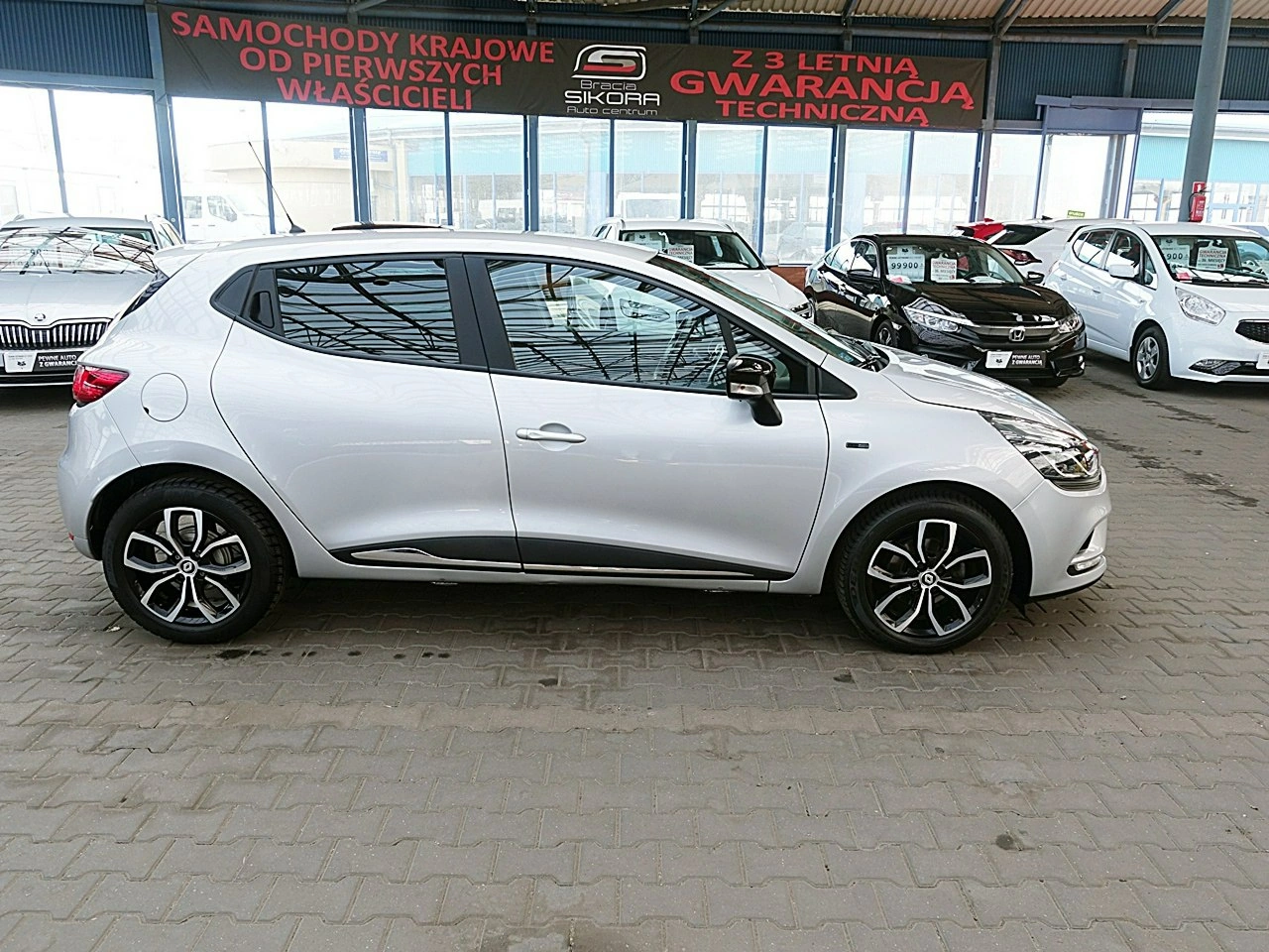 Renault Clio - Zdjęcie 72