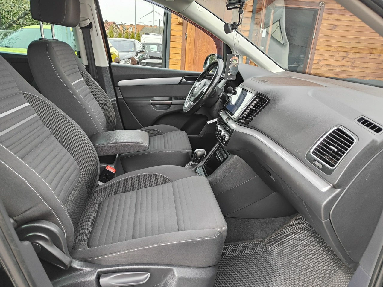 Volkswagen Sharan - Zdjęcie 18