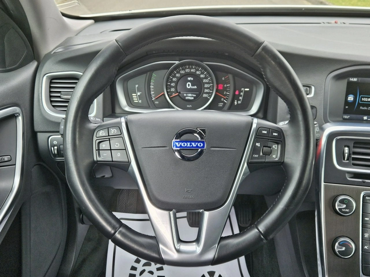 Volvo V60 - Zdjęcie 12