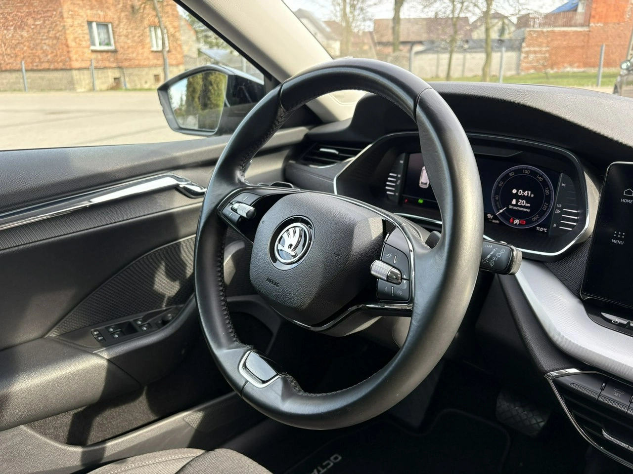 Skoda Octavia - Zdjęcie 14