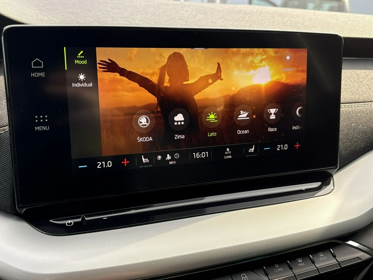 Skoda Octavia - Zdjęcie 35