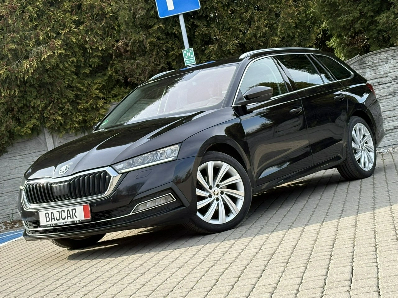 Skoda Octavia - Główne zdjęcie