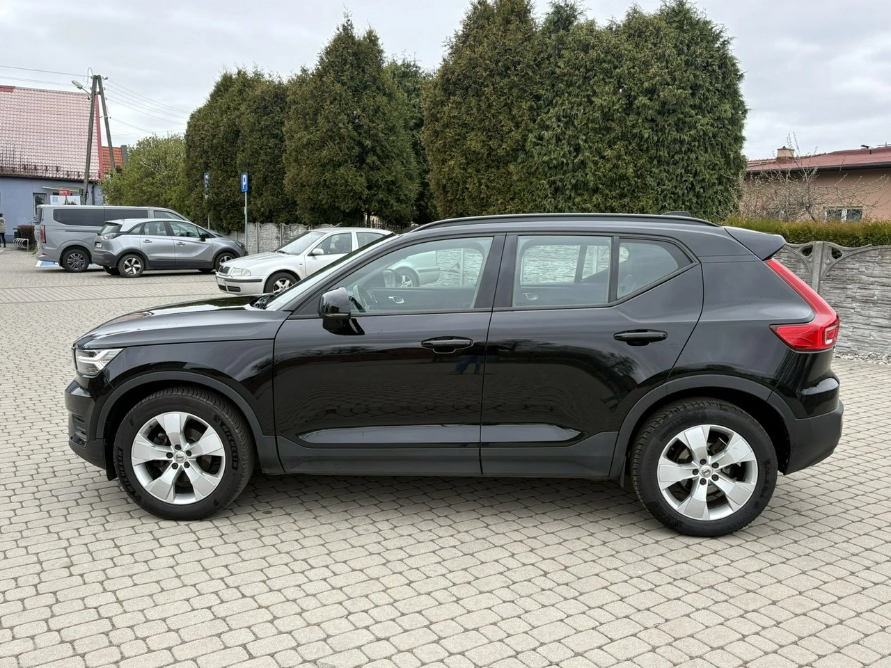 Volvo XC 40 - Zdjęcie 3