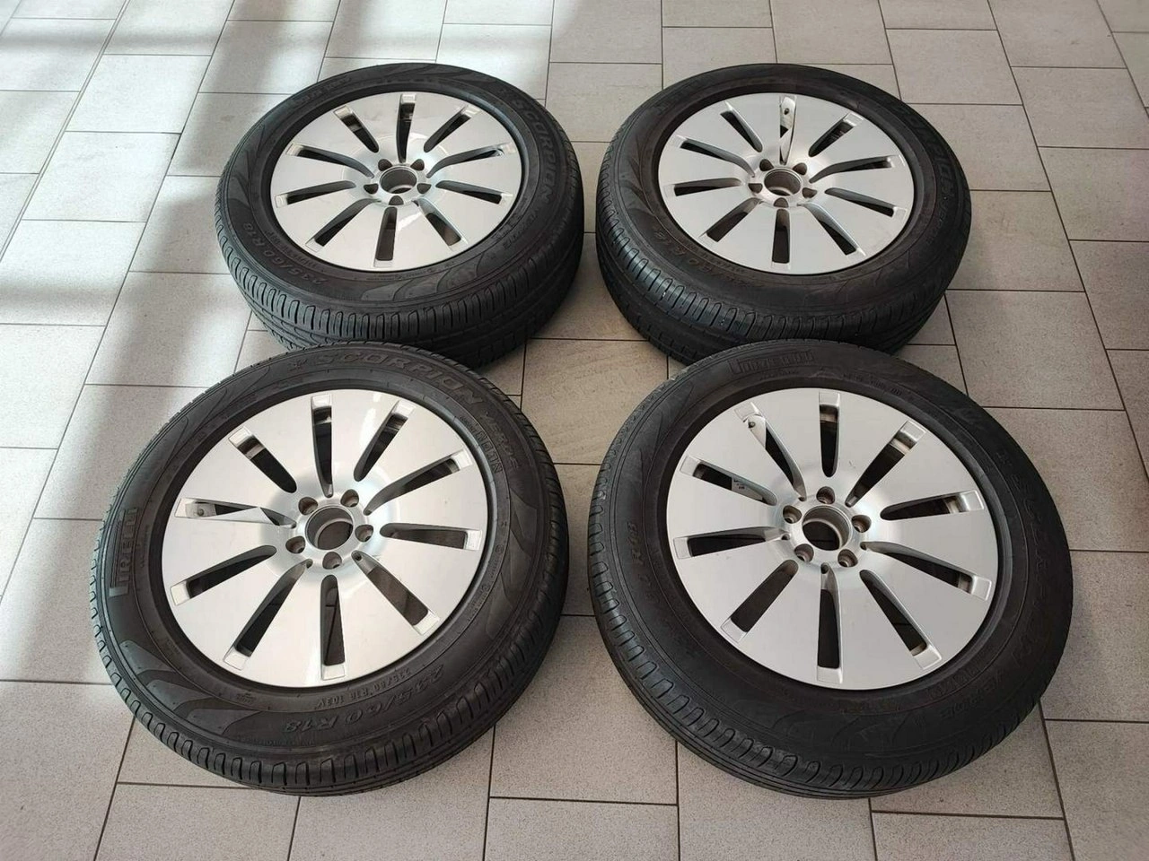 Mercedes GLC 300 - Zdjęcie 12