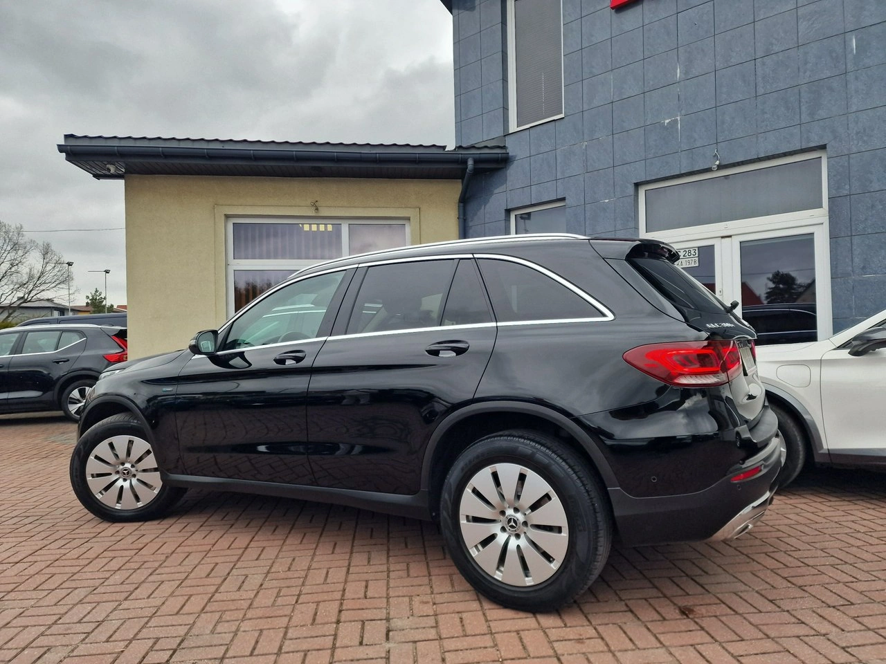 Mercedes GLC 300 - Zdjęcie 7