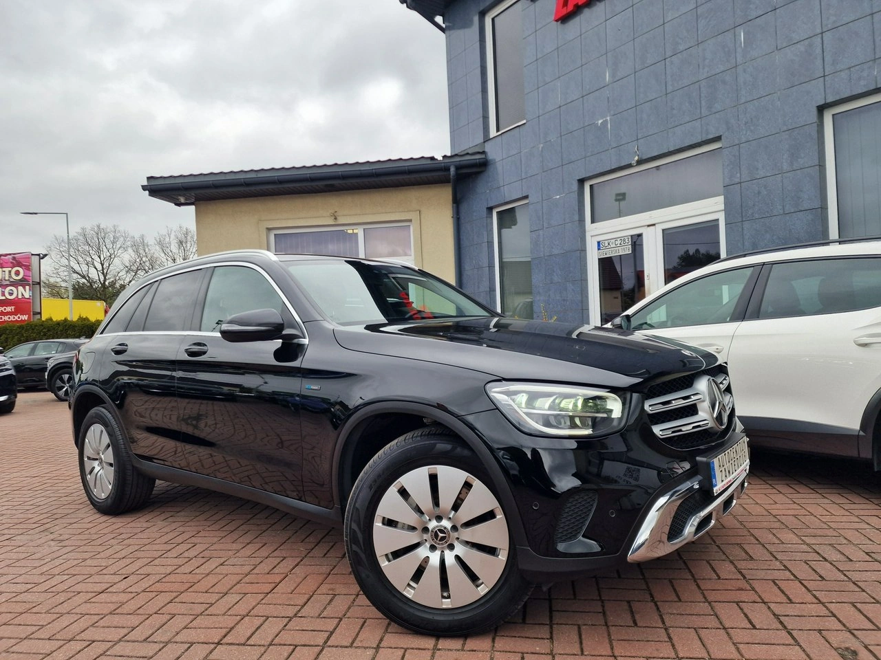 Mercedes GLC 300 - Zdjęcie 9