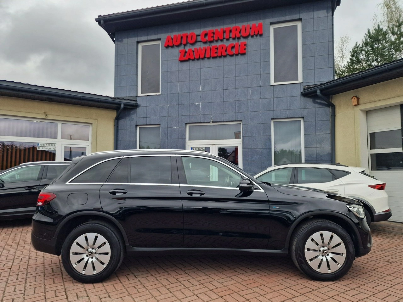 Mercedes GLC 300 - Zdjęcie 14