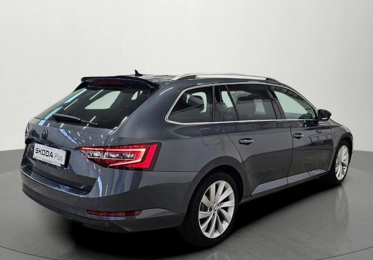 Skoda Superb - Zdjęcie 5