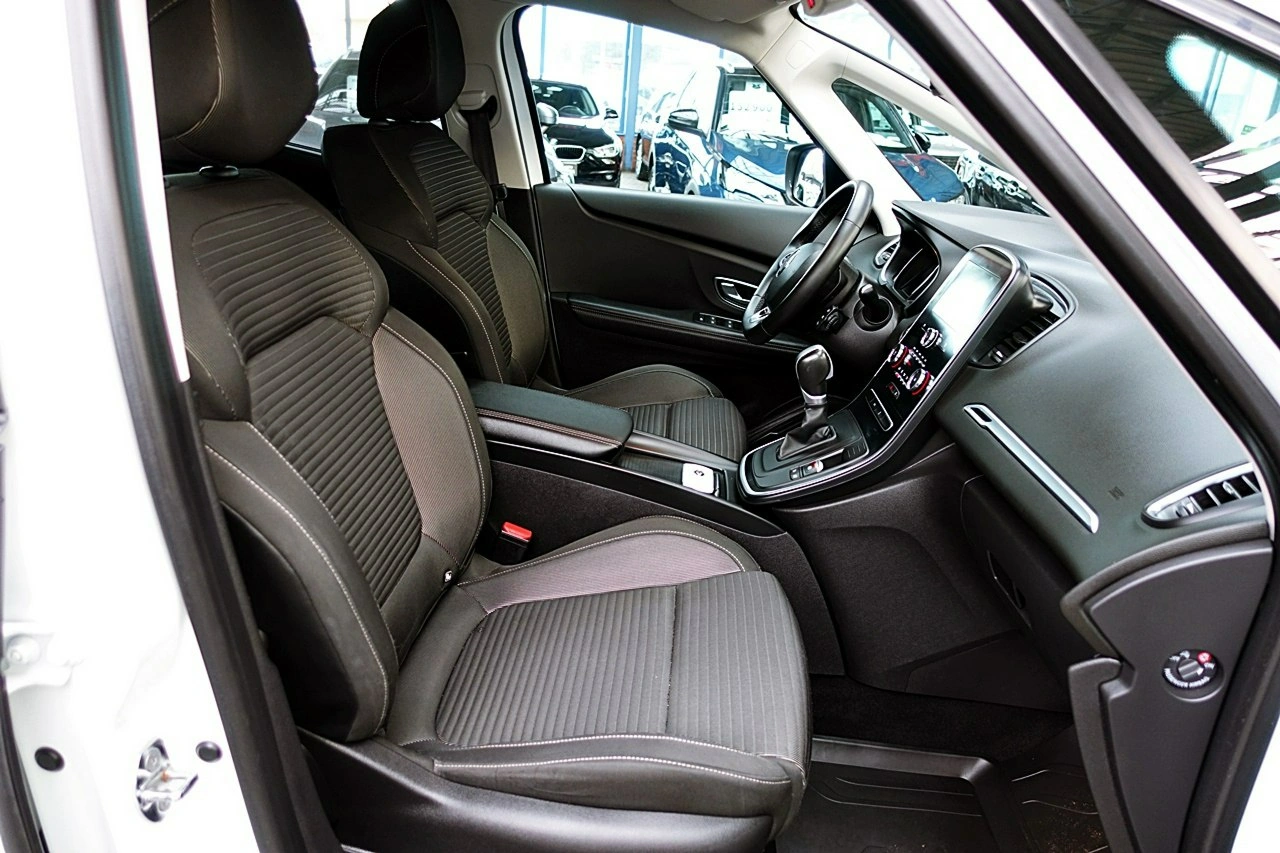 Renault Grand Scenic - Zdjęcie 9