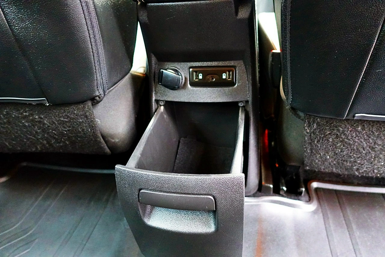 Renault Grand Scenic - Zdjęcie 11