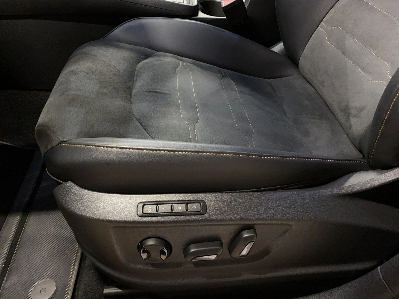 Cupra Ateca - Zdjęcie 12