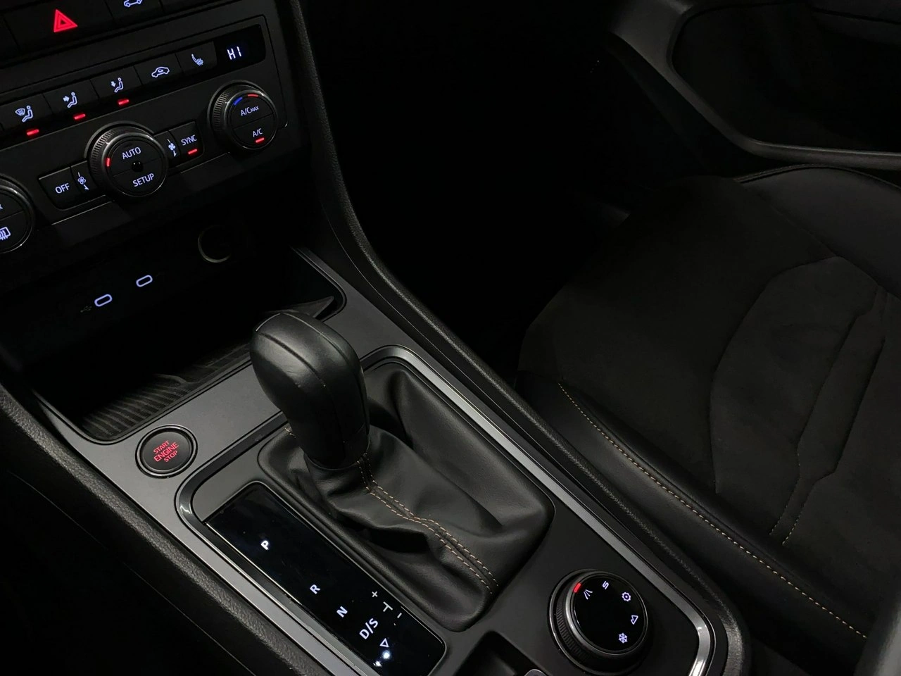 Cupra Ateca - Zdjęcie 30