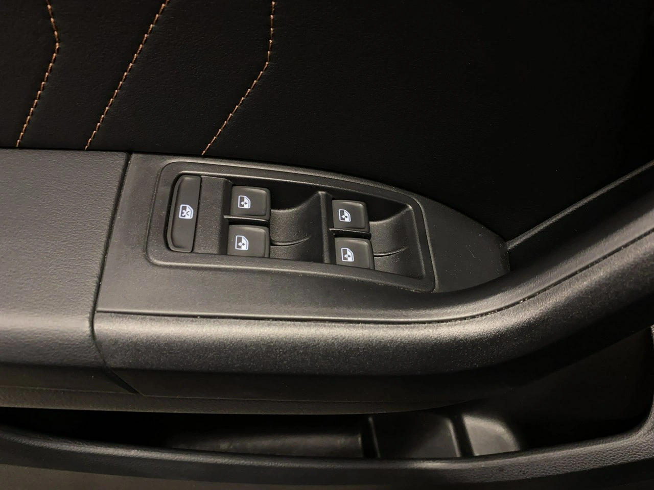 Cupra Ateca - Zdjęcie 33