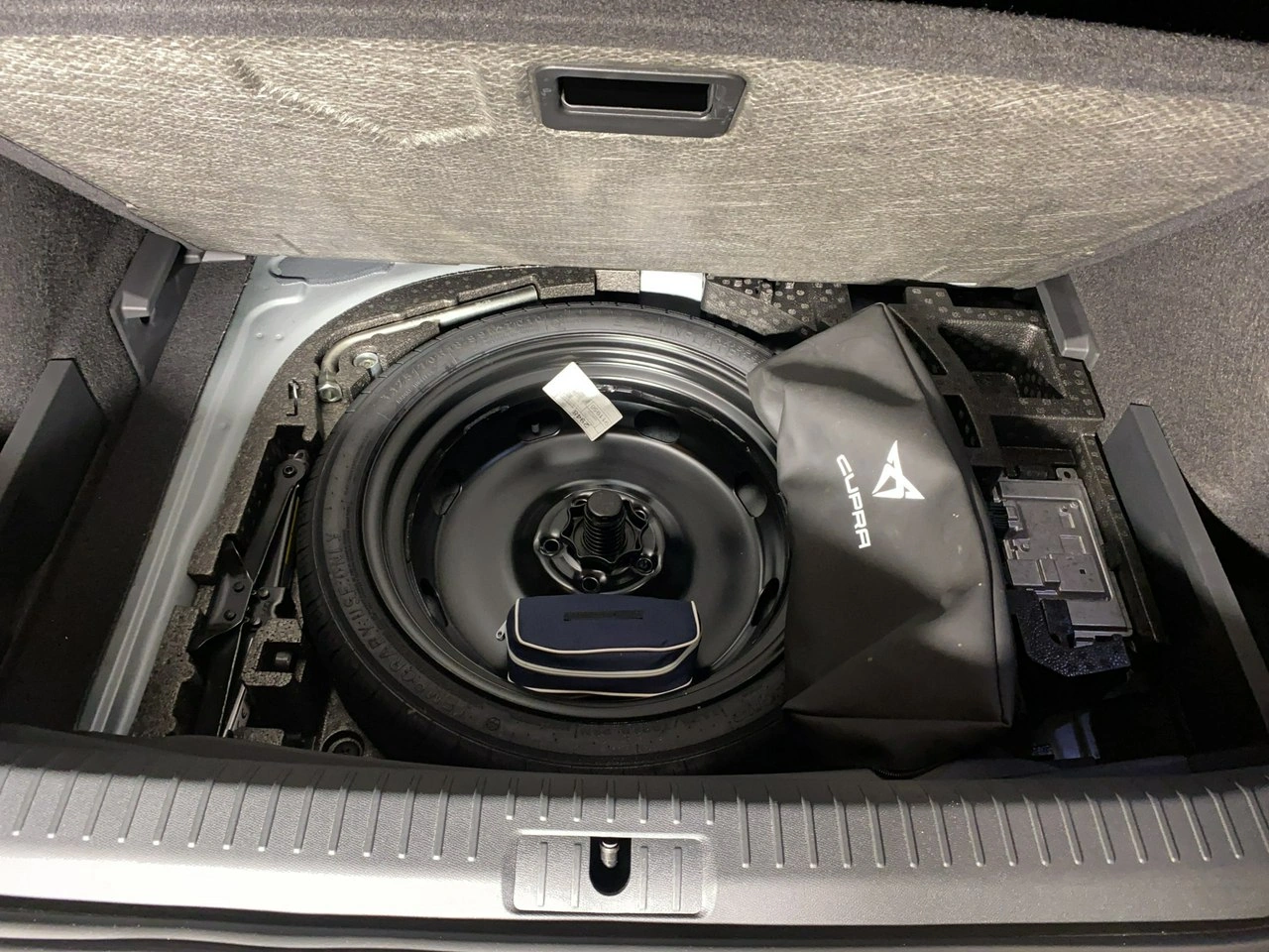 Cupra Formentor - Zdjęcie 16