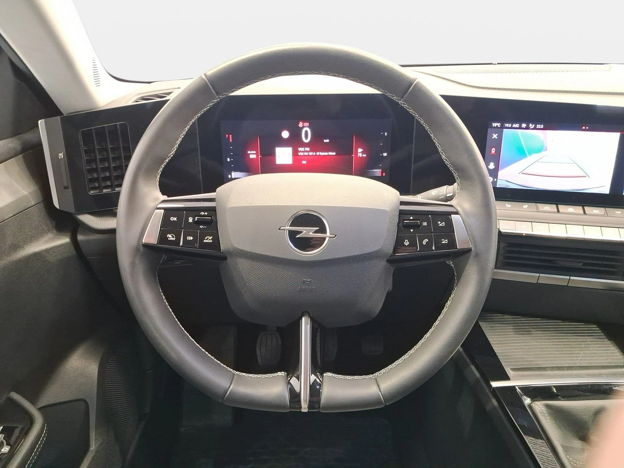 Opel Astra - Zdjęcie 12