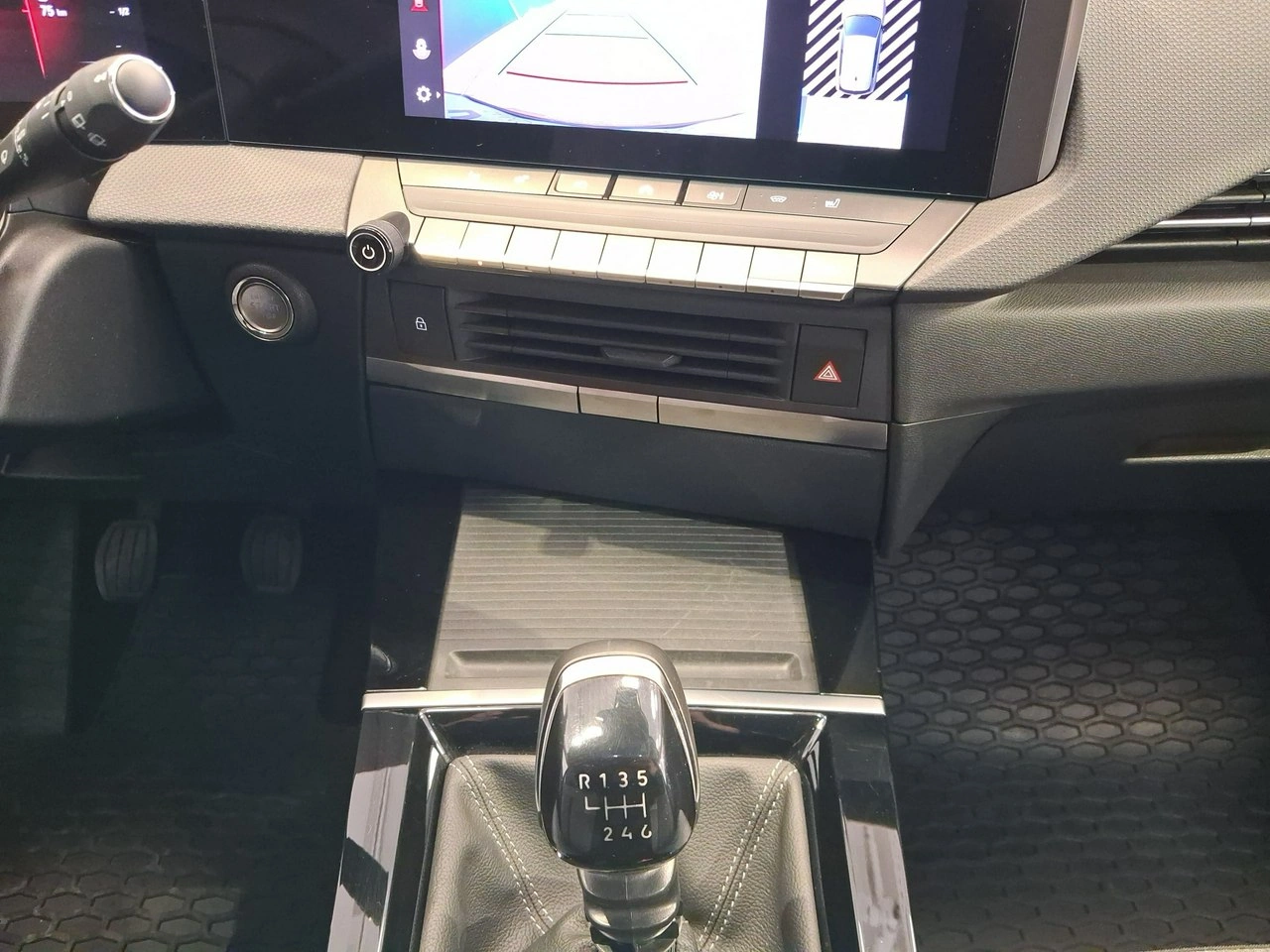 Opel Astra - Zdjęcie 18