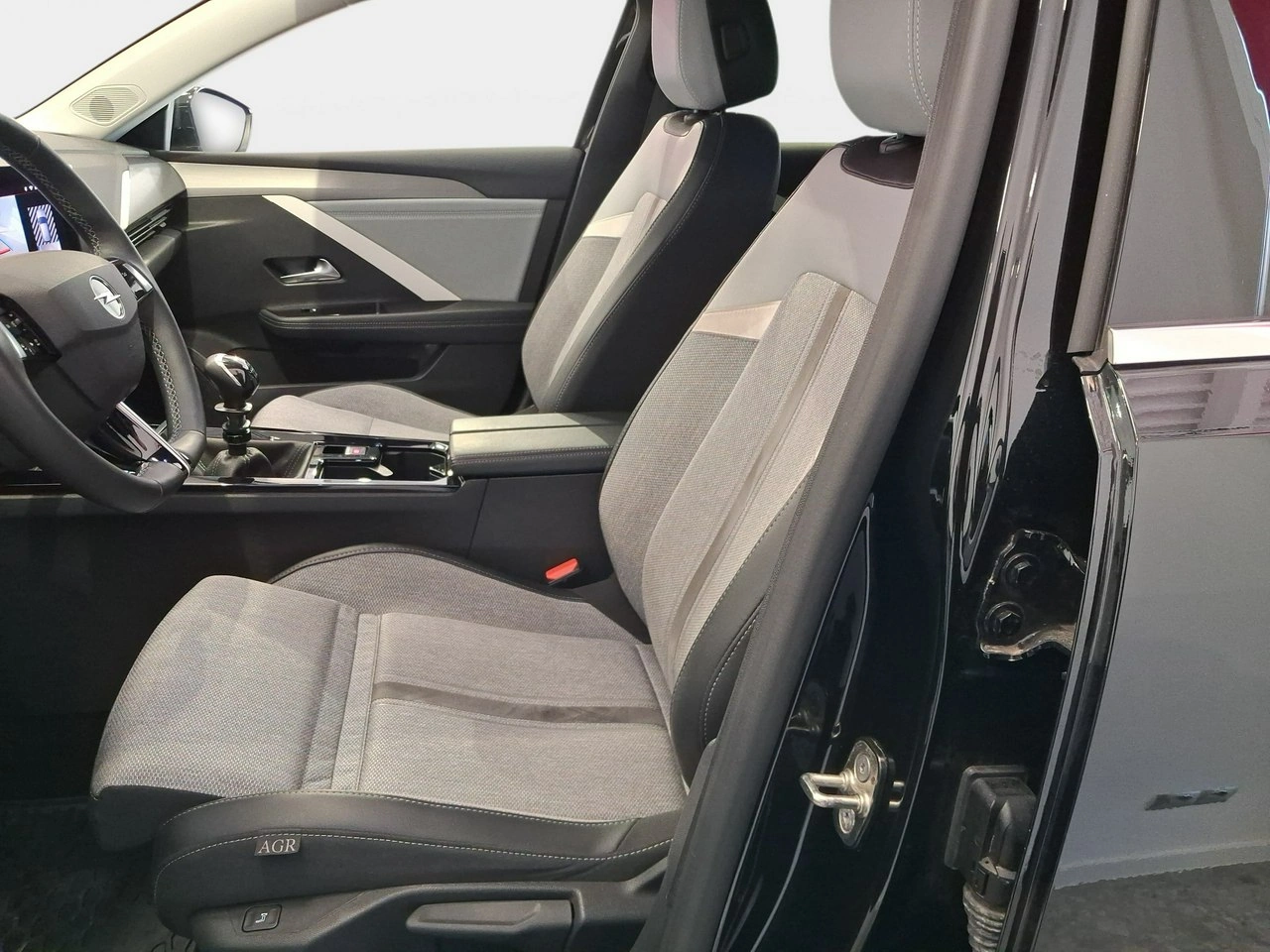 Opel Astra - Zdjęcie 8