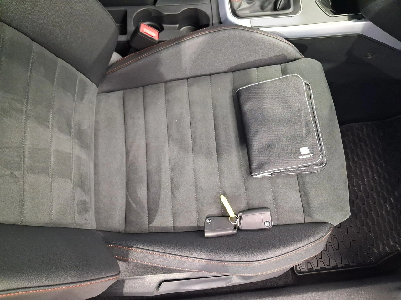 Seat Arona - Zdjęcie 25