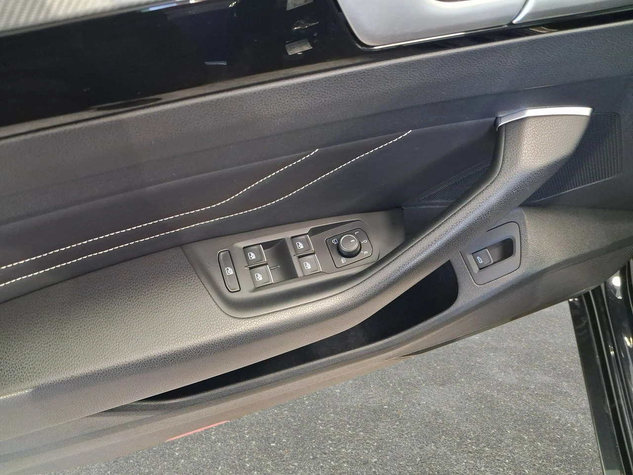 Volkswagen Arteon - Zdjęcie 23